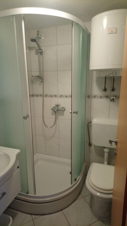 Apartment Marija Трогир Екстериор снимка